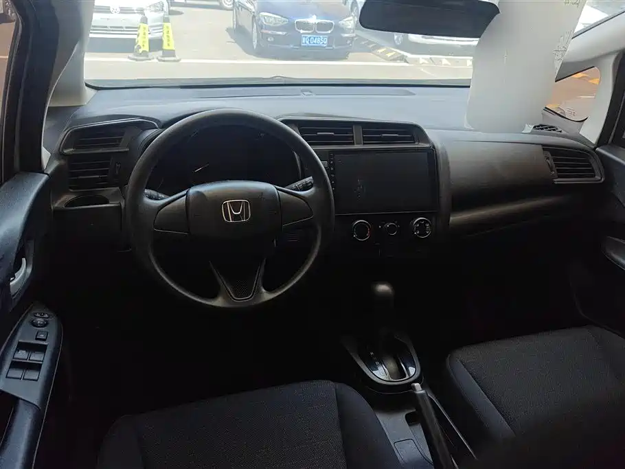 Honda Fit 2018 — фото 12
