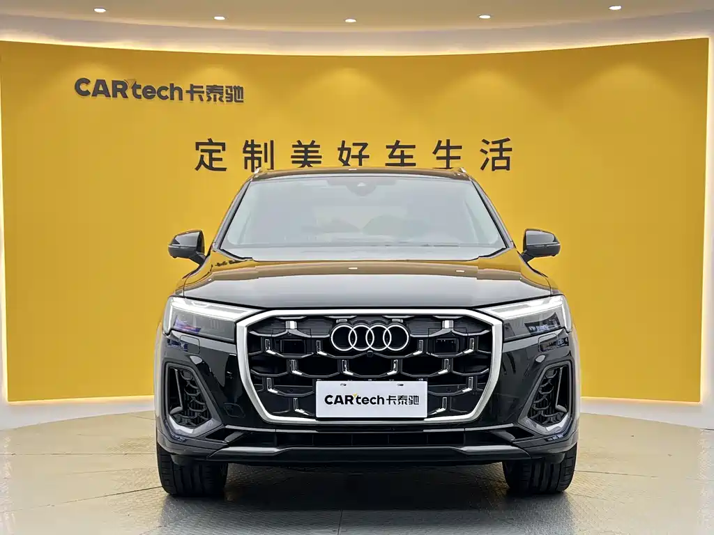 Audi Q7 2025 — фото 2
