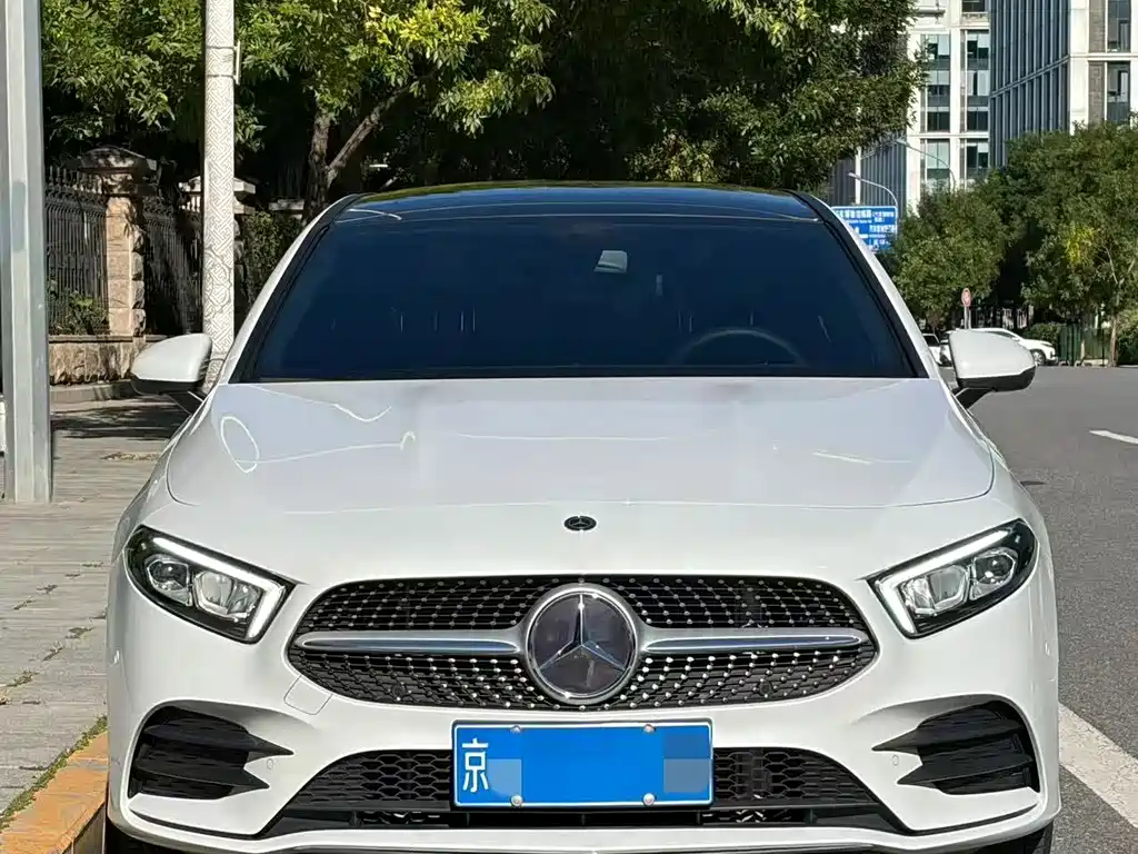 Mercedes-Benz A-Class 2020 — фото 2