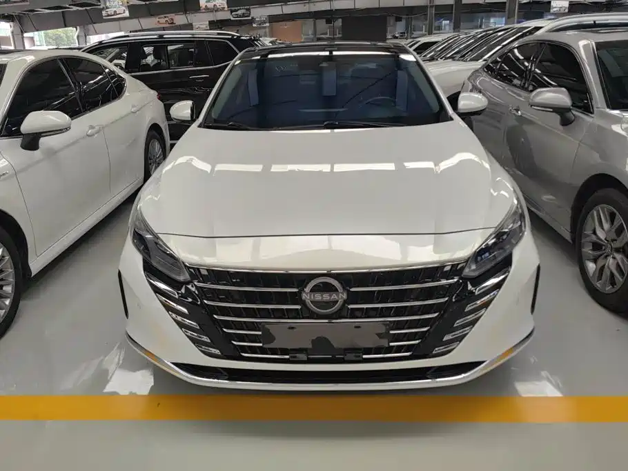 Nissan Teana 2025