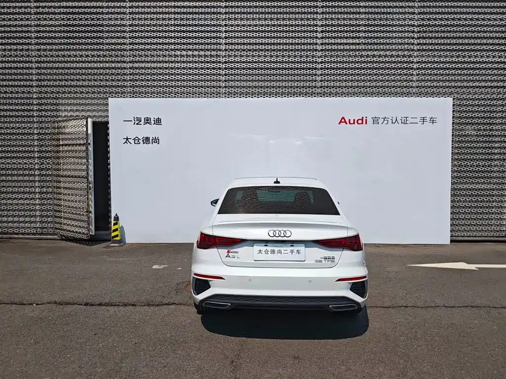 Audi A3 2021 — фото 9