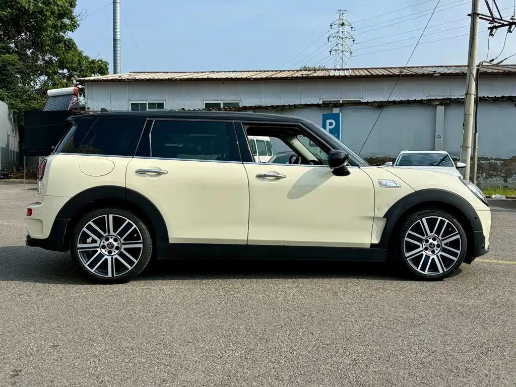 MINI Clubman 2020