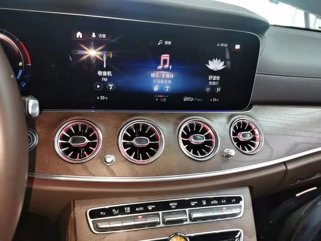 Mercedes-Benz E-Class New Energy 2023 — фото 13
