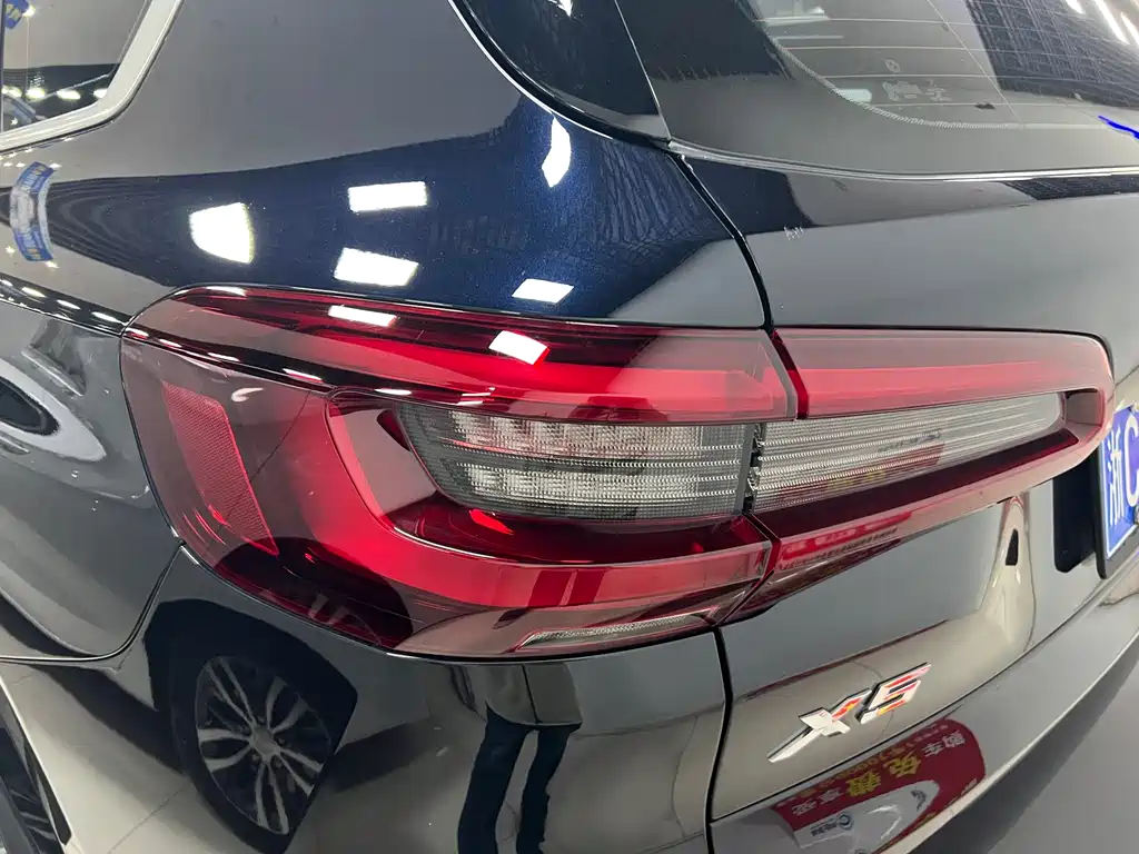 BMW X5 2021 — фото 15