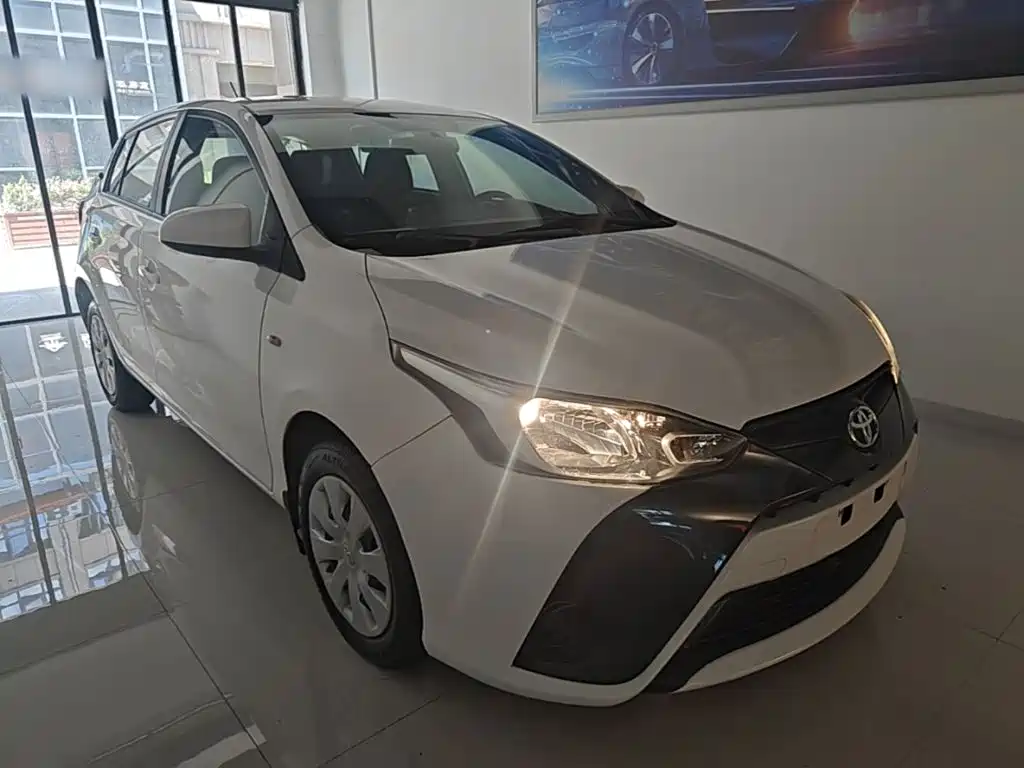 Toyota Yaris L 2017