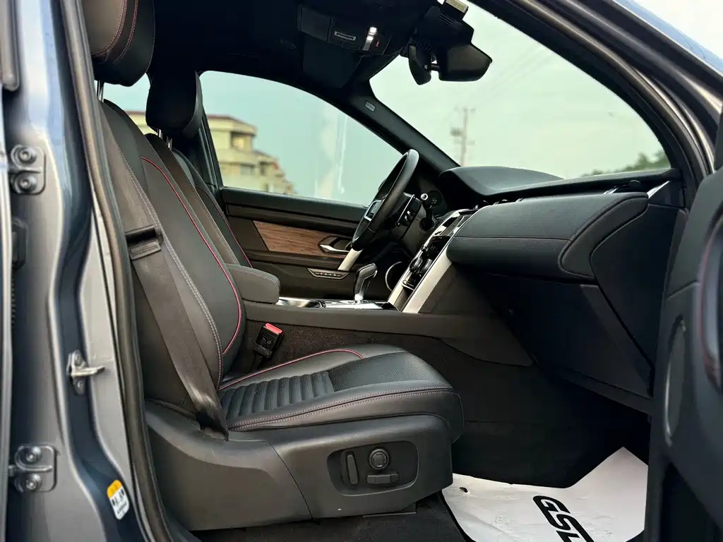 Land Rover Discovery Sport 2022 — фото 12