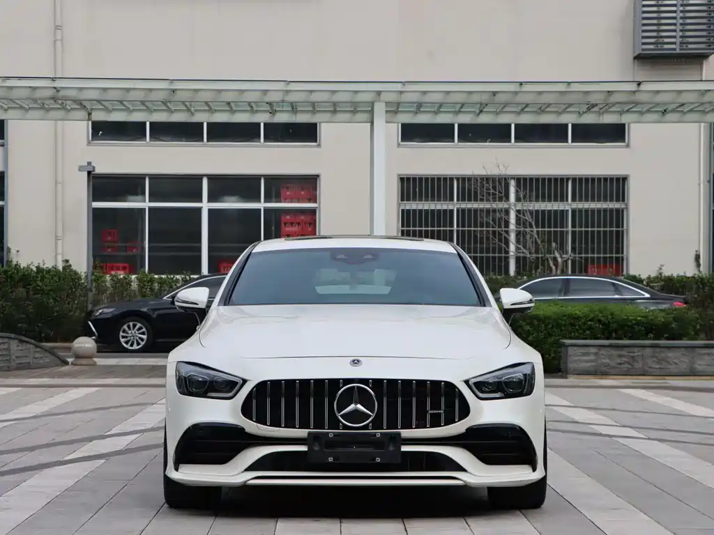 Mercedes-Benz AMG GT 2019 — фото 2