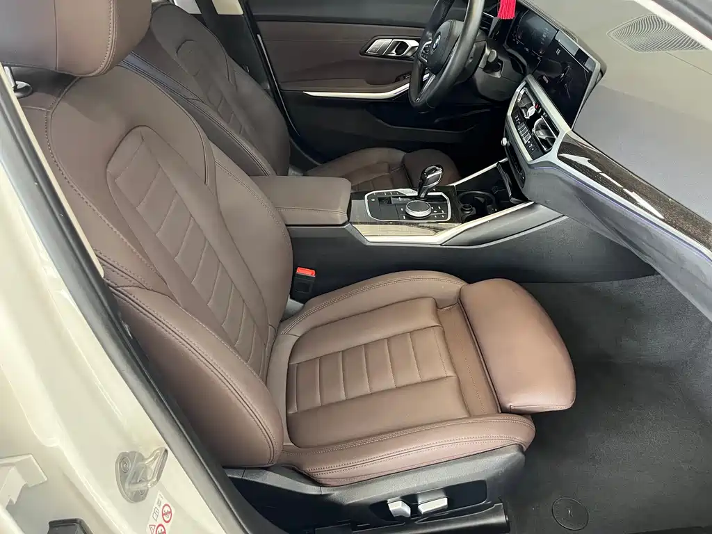 BMW 3 Series 2020 — фото 10