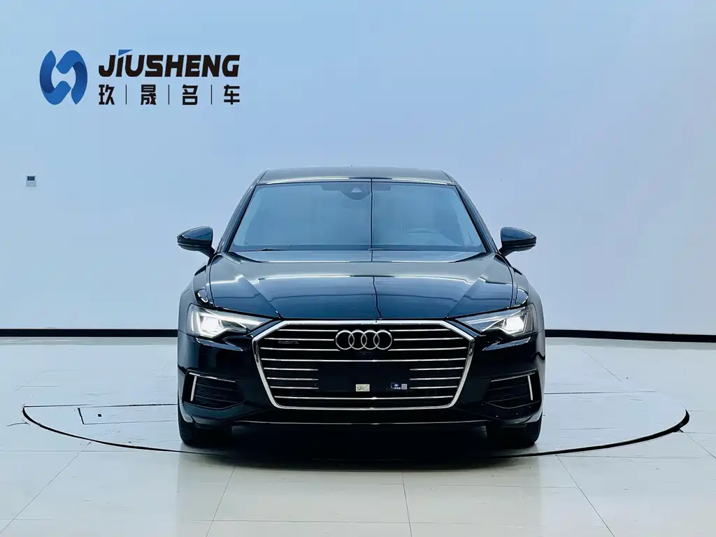 Audi A6L 2022