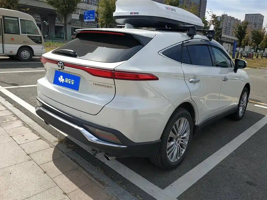 Toyota Harrier 2022 — фото 3