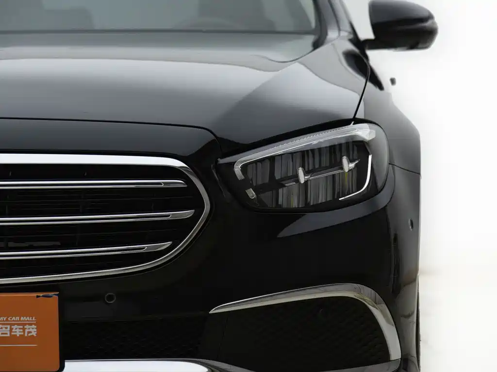 Mercedes-Benz E-Class 2023 — фото 17