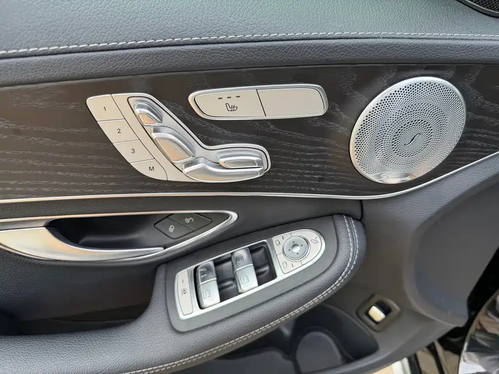 Mercedes-Benz C-Class 2021 — фото 10