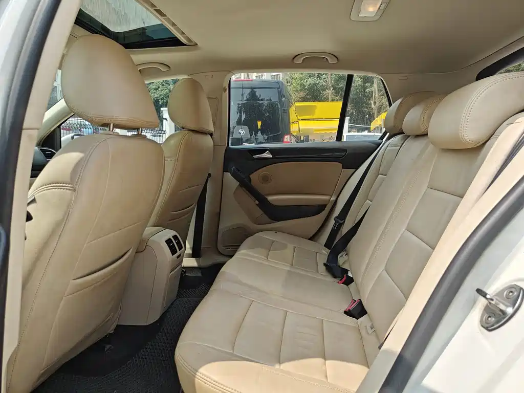 Volkswagen Golf 2012
