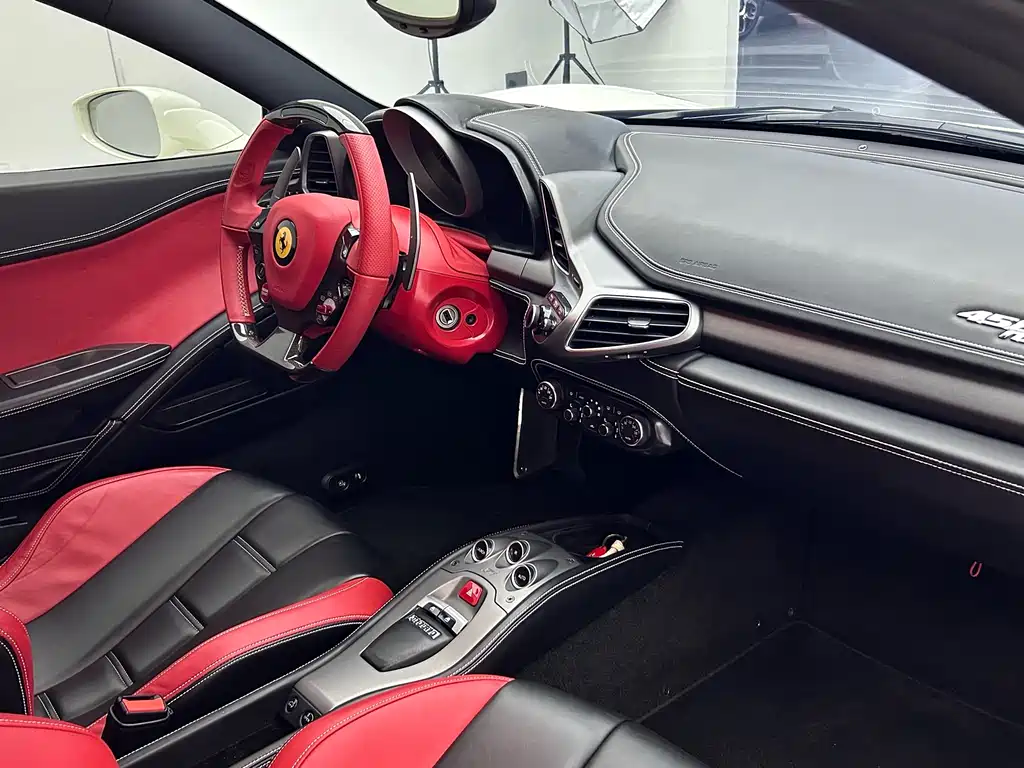 Ferrari 458 2012 — фото 13
