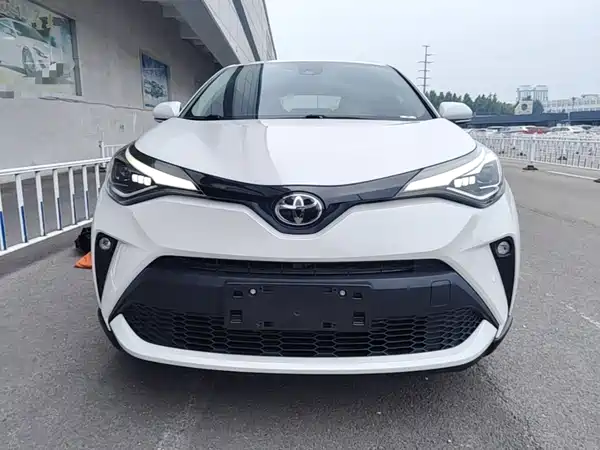 Toyota C-HR 2023