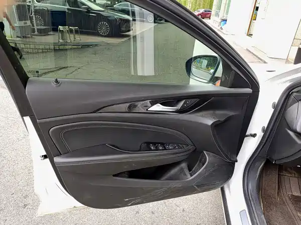 Buick Regal 2024