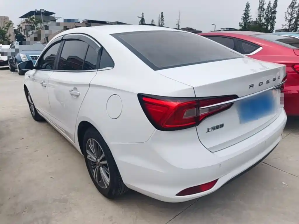 Roewe i5 2019