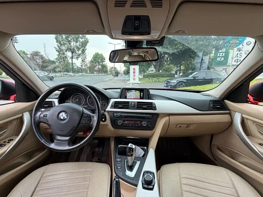 BMW 3 Series 2015 — фото 13