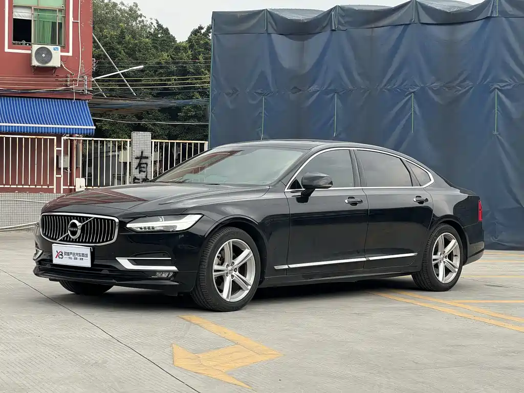 Volvo S90 2019 — фото 1