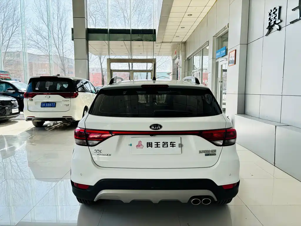 Kia KX Cross 2019 — фото 6