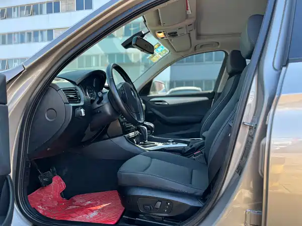 BMW X1 2012