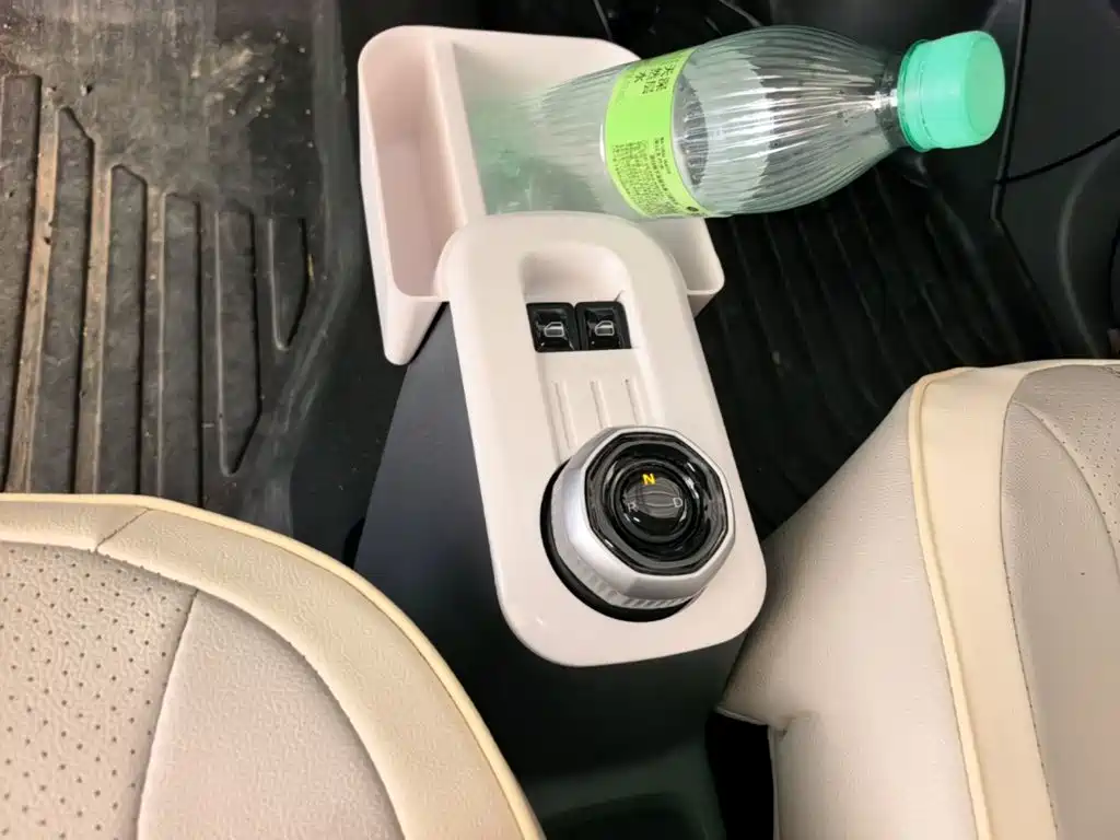 Geely Galaxy Panda 2025 — фото 14