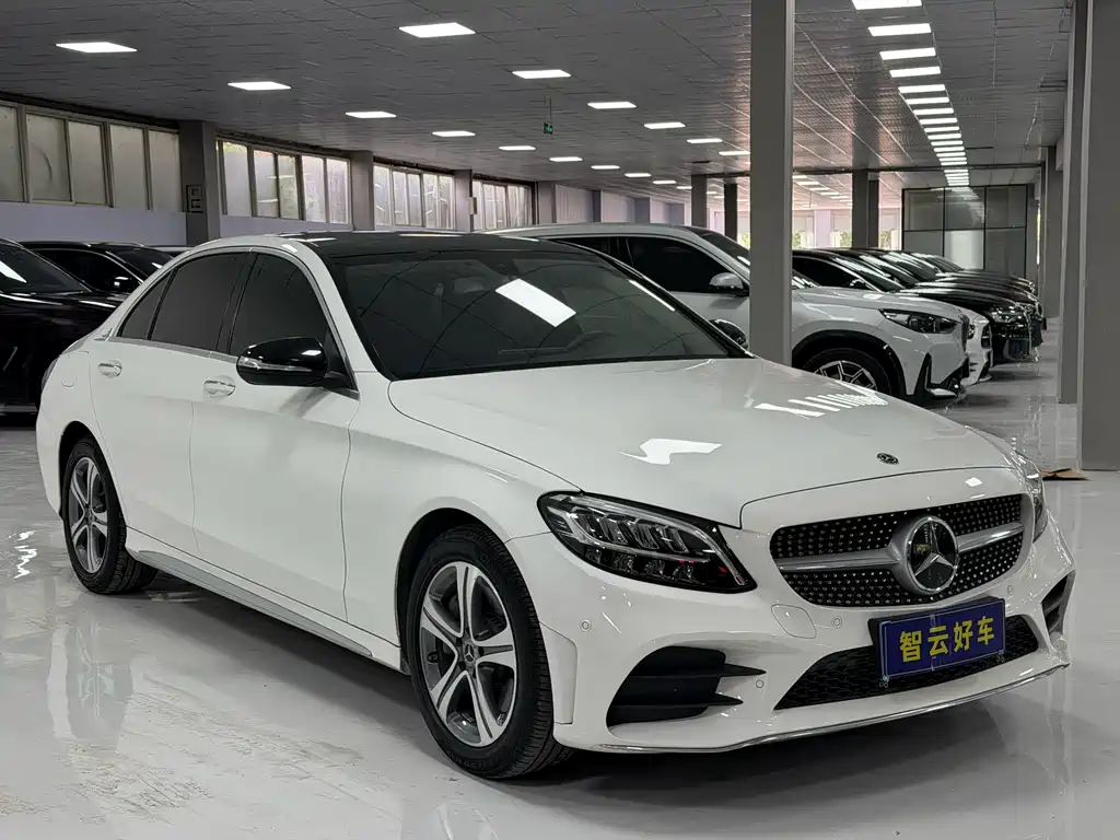 Mercedes-Benz C-Class 2020