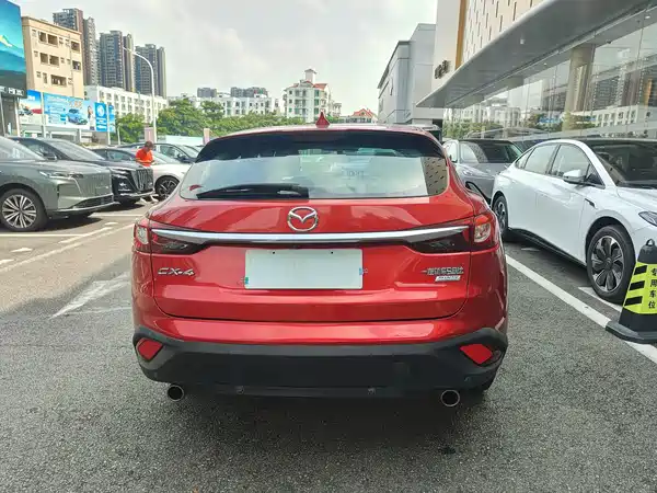 Mazda CX-4 2020