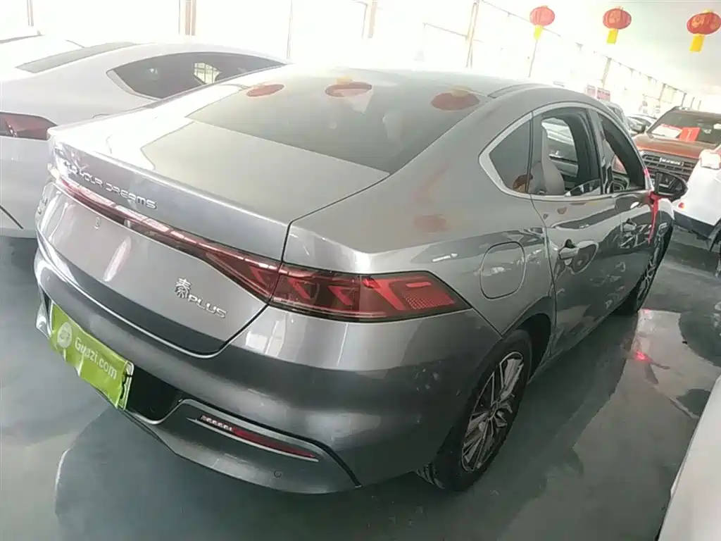 BYD Qin PLUS 2022 — фото 7