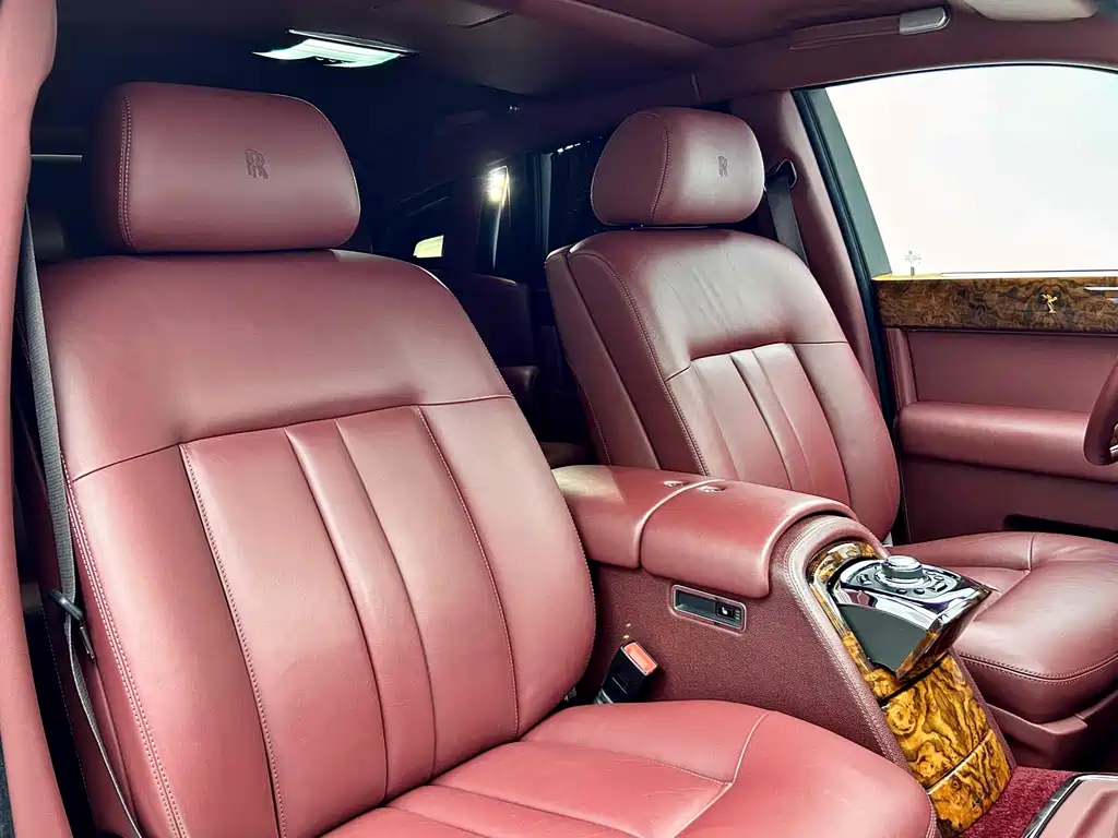 Rolls-Royce Phantom 2013 — фото 20