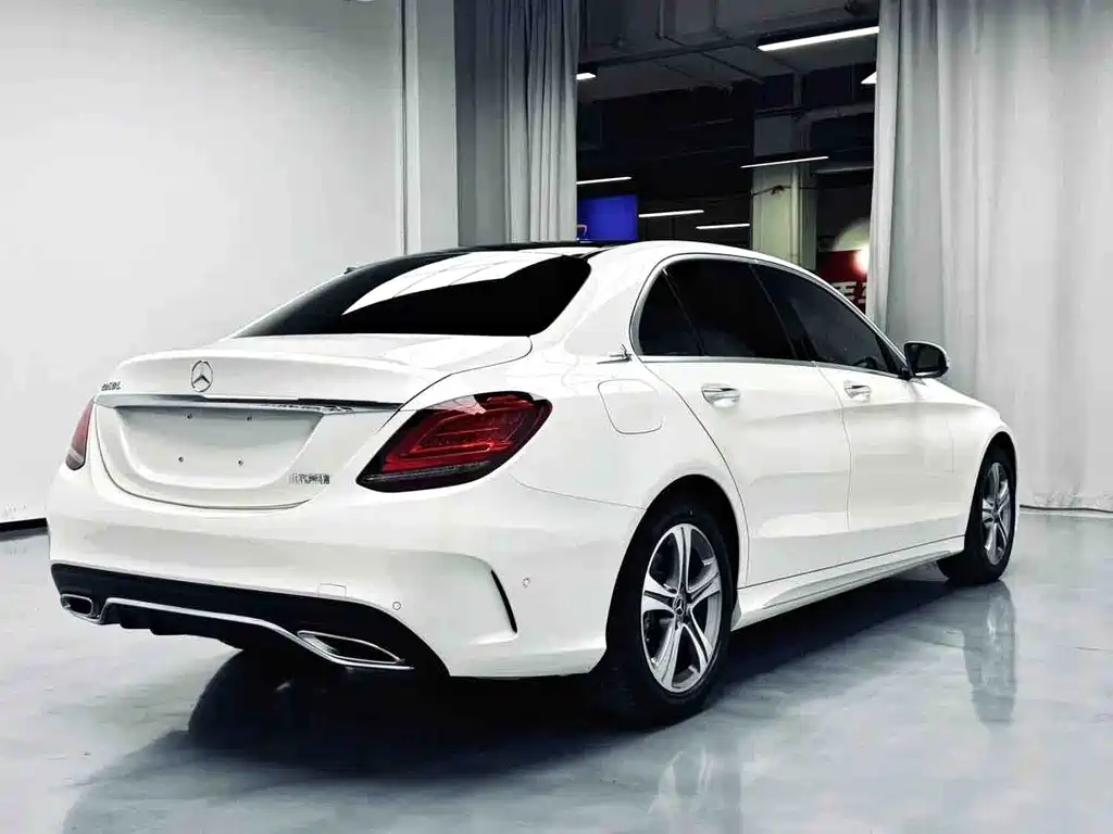 Mercedes-Benz C-Class 2019