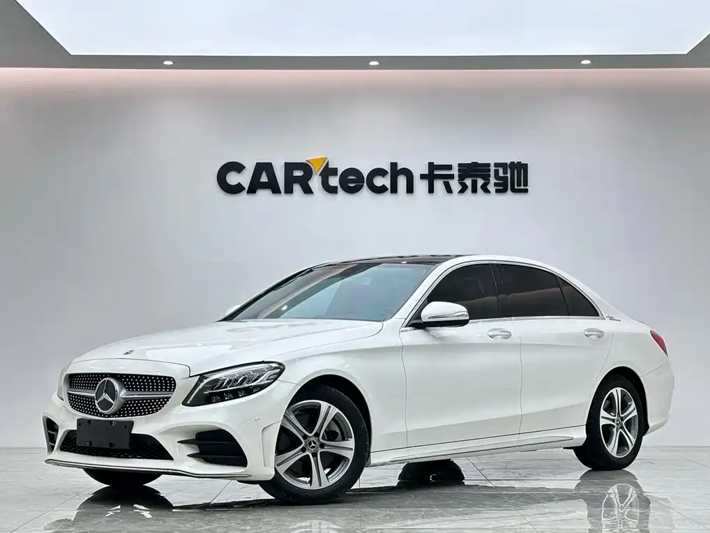 Mercedes-Benz C-Class 2019 — фото 1
