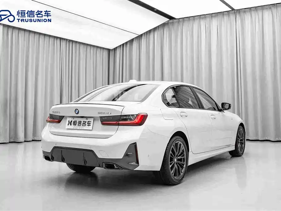BMW 3 Series 2024