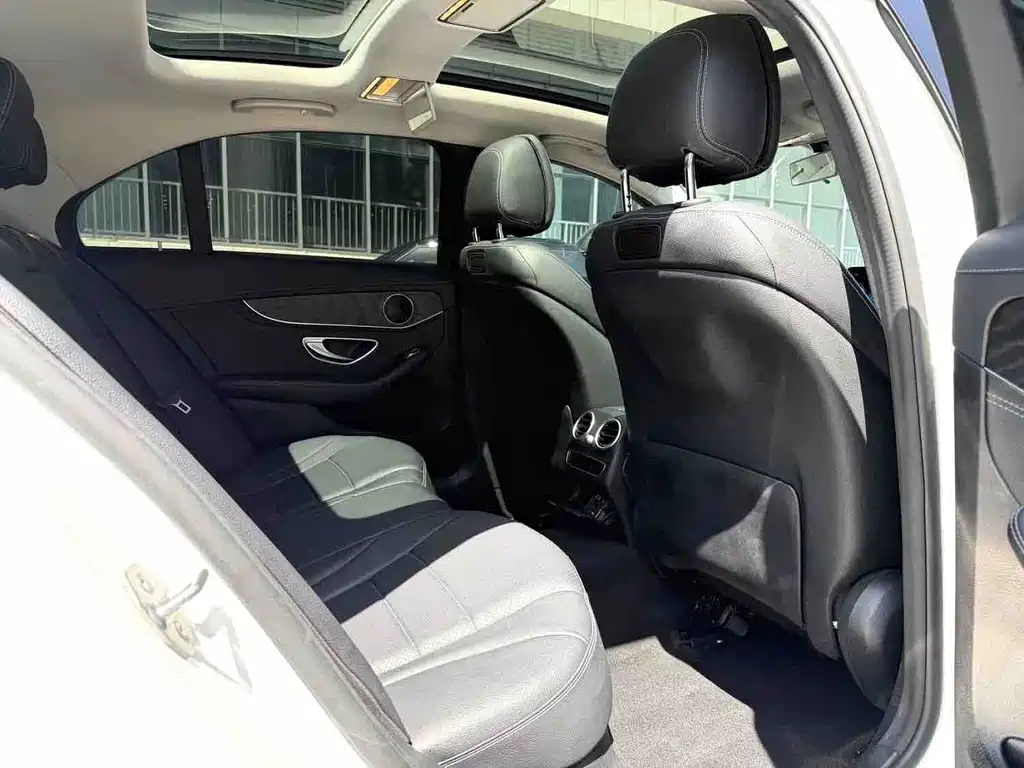 Mercedes-Benz C-Class 2018