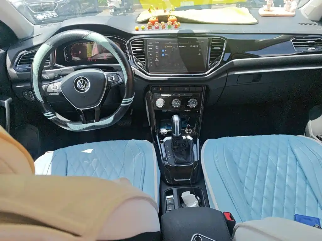 Volkswagen T-Roc 2022 — фото 13