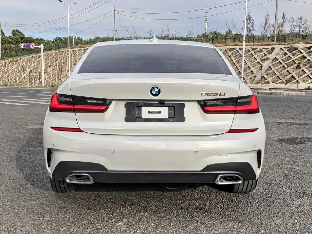 BMW 3 Series 2022