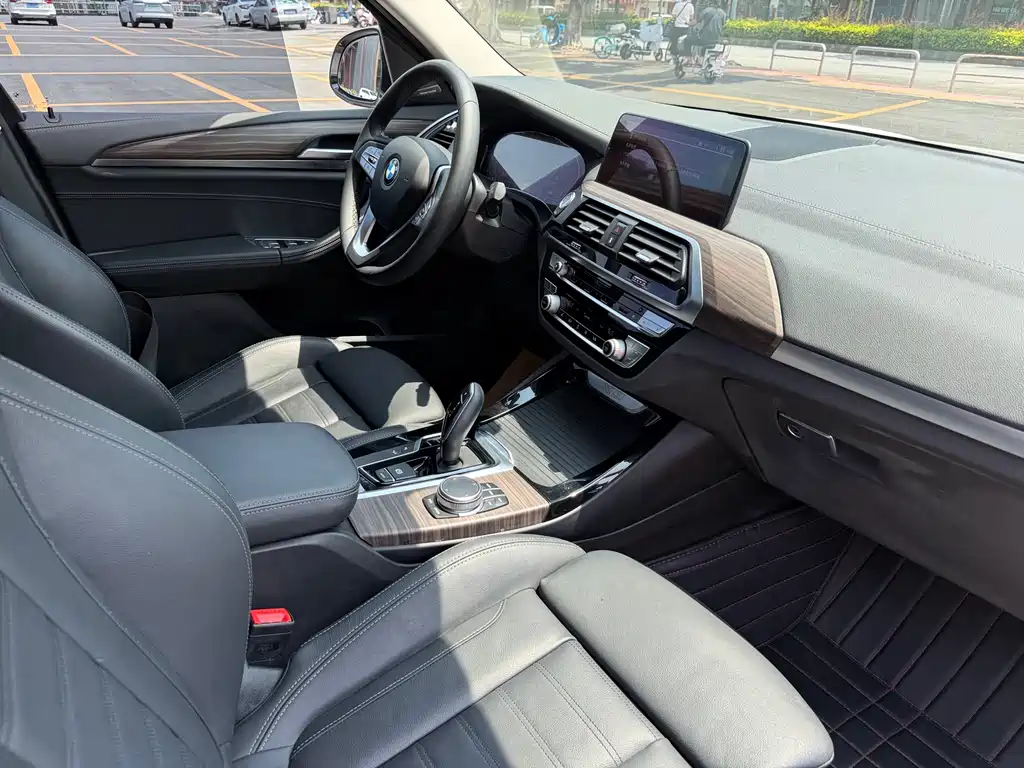 BMW X3 2020 — фото 20