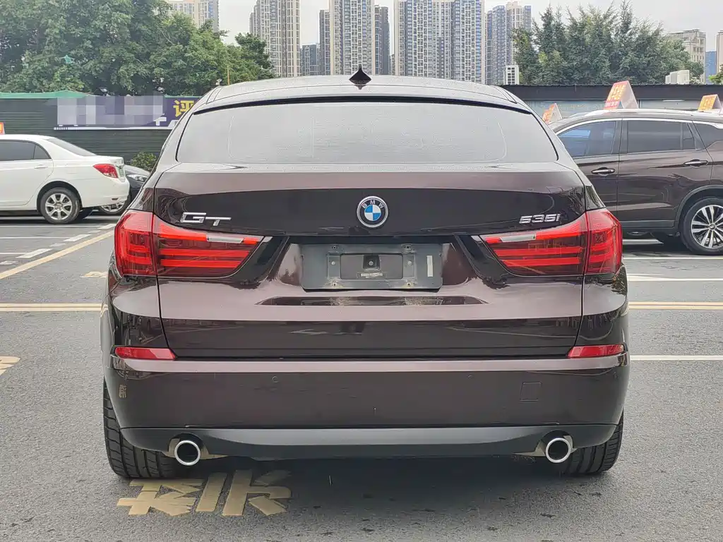 BMW 5 Series GT 2017 — фото 4