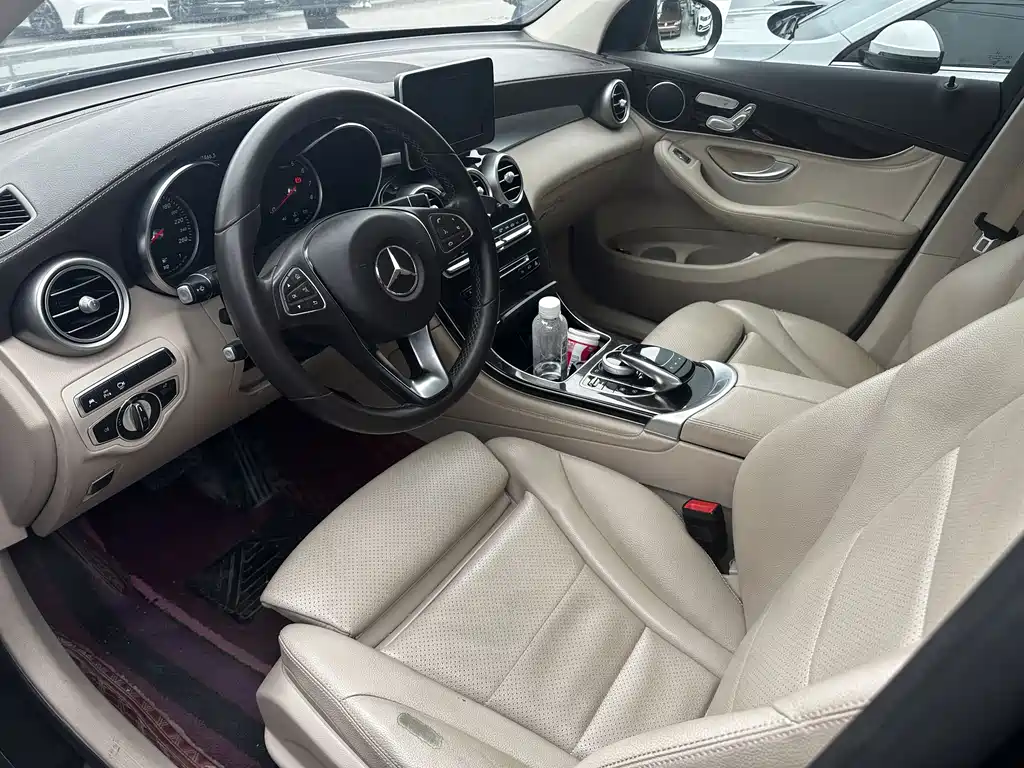 Mercedes-Benz GLC 2019 — фото 6