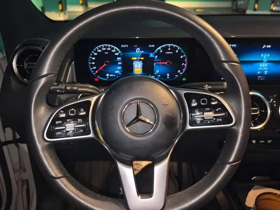 Mercedes-Benz GLB 2021 — фото 15