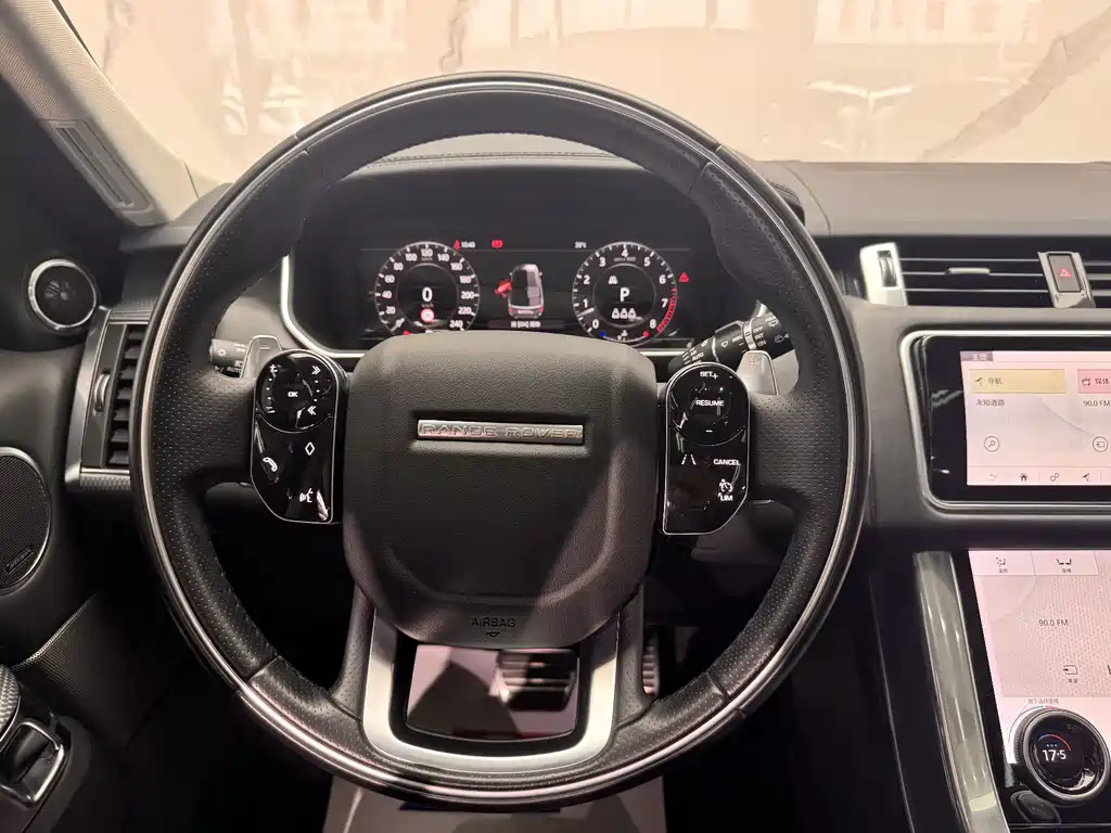 Land Rover Sport 2020 — фото 11