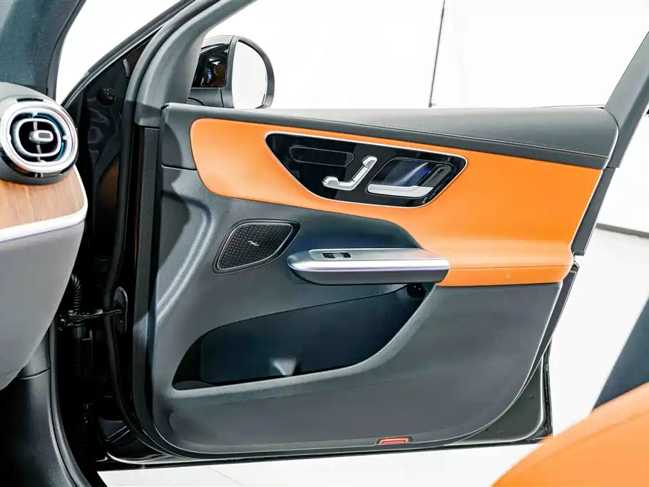 Mercedes-Benz GLC New Energy 2025 — фото 15