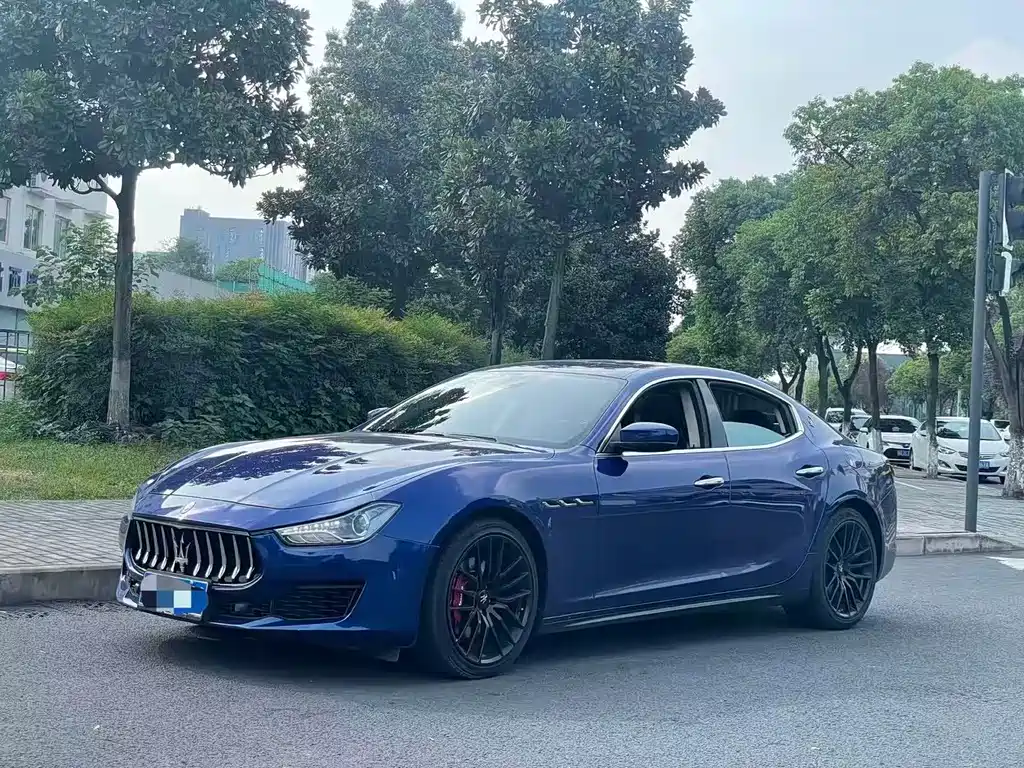 Maserati Ghibli 2018 — фото 1