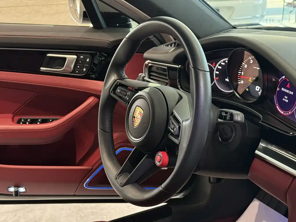 Porsche Panamera 2024 — фото 18
