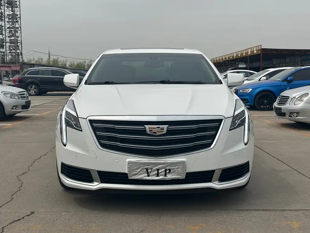 Cadillac XTS 2019 — фото 2