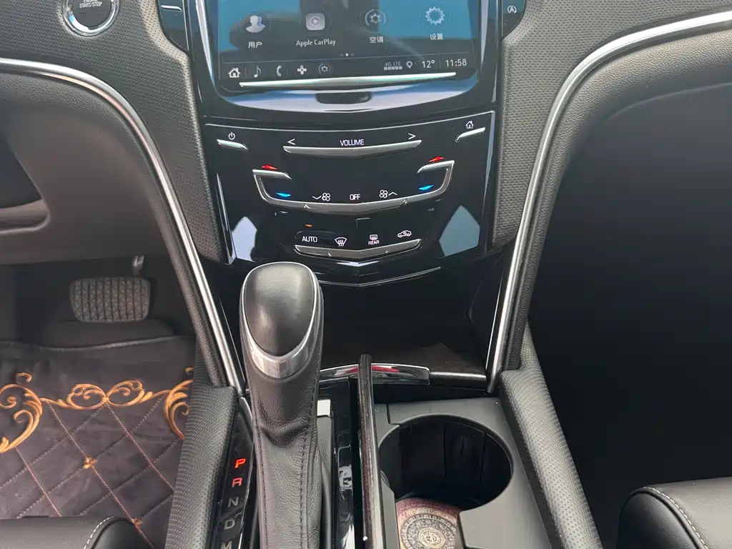 Cadillac XTS 2019 — фото 12