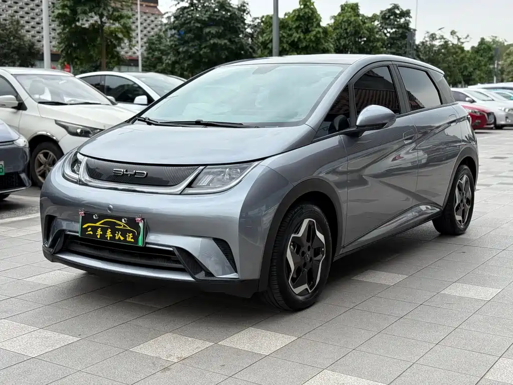 BYD Dolphin 2022 — фото 1