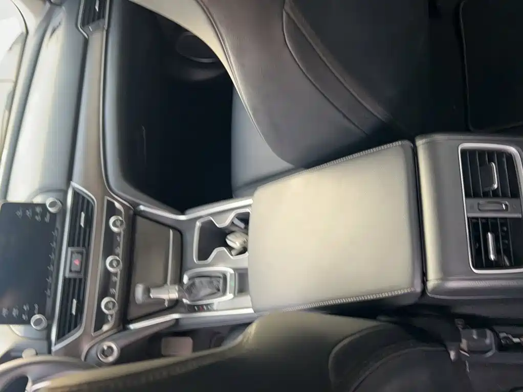 Honda Accord 2020 — фото 13