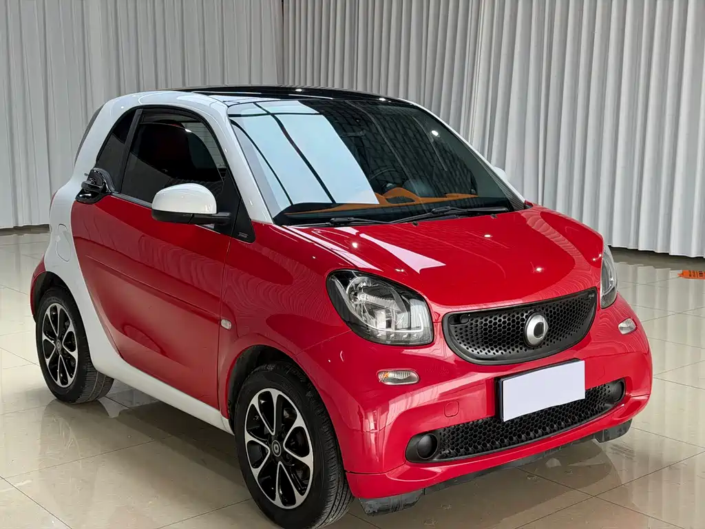 smart Fortwo 2017 — фото 4