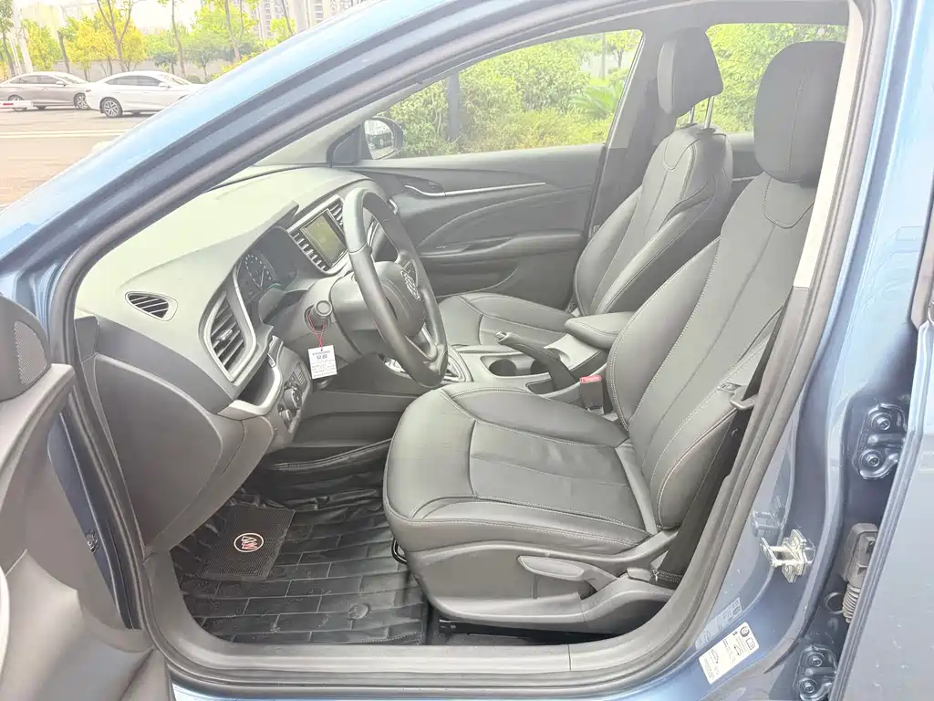 Buick Excelle GT 2015 — фото 17